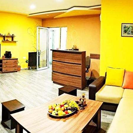 Domino Yerevan Hostel And Hotel 외부 사진