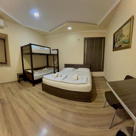 Domino Yerevan Hostel And Hotel 외부 사진