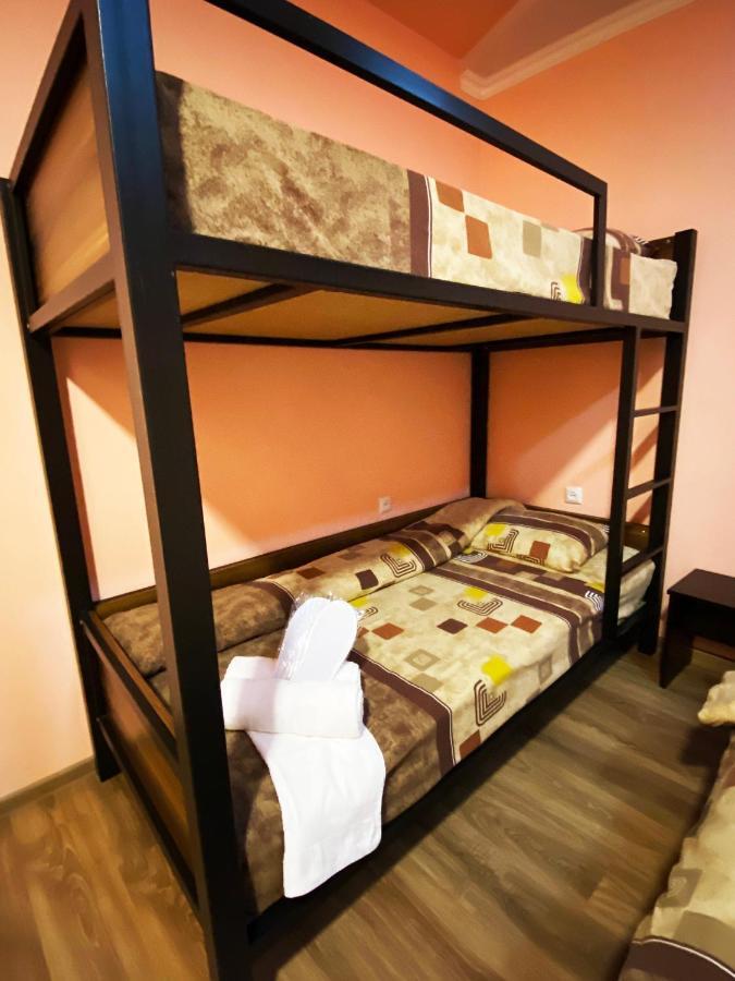 Domino Yerevan Hostel And Hotel 외부 사진