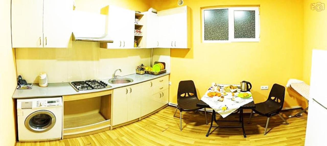 Domino Yerevan Hostel And Hotel 외부 사진