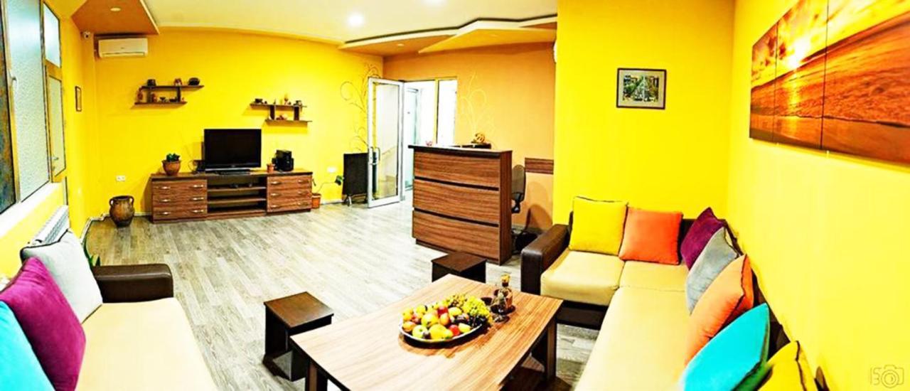 Domino Yerevan Hostel And Hotel 외부 사진