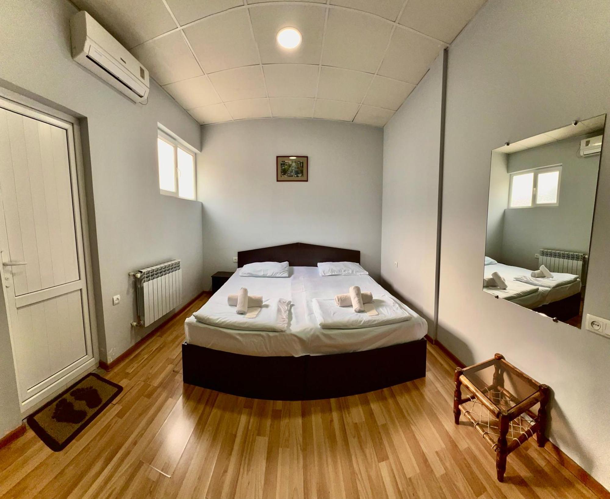 Domino Yerevan Hostel And Hotel 외부 사진