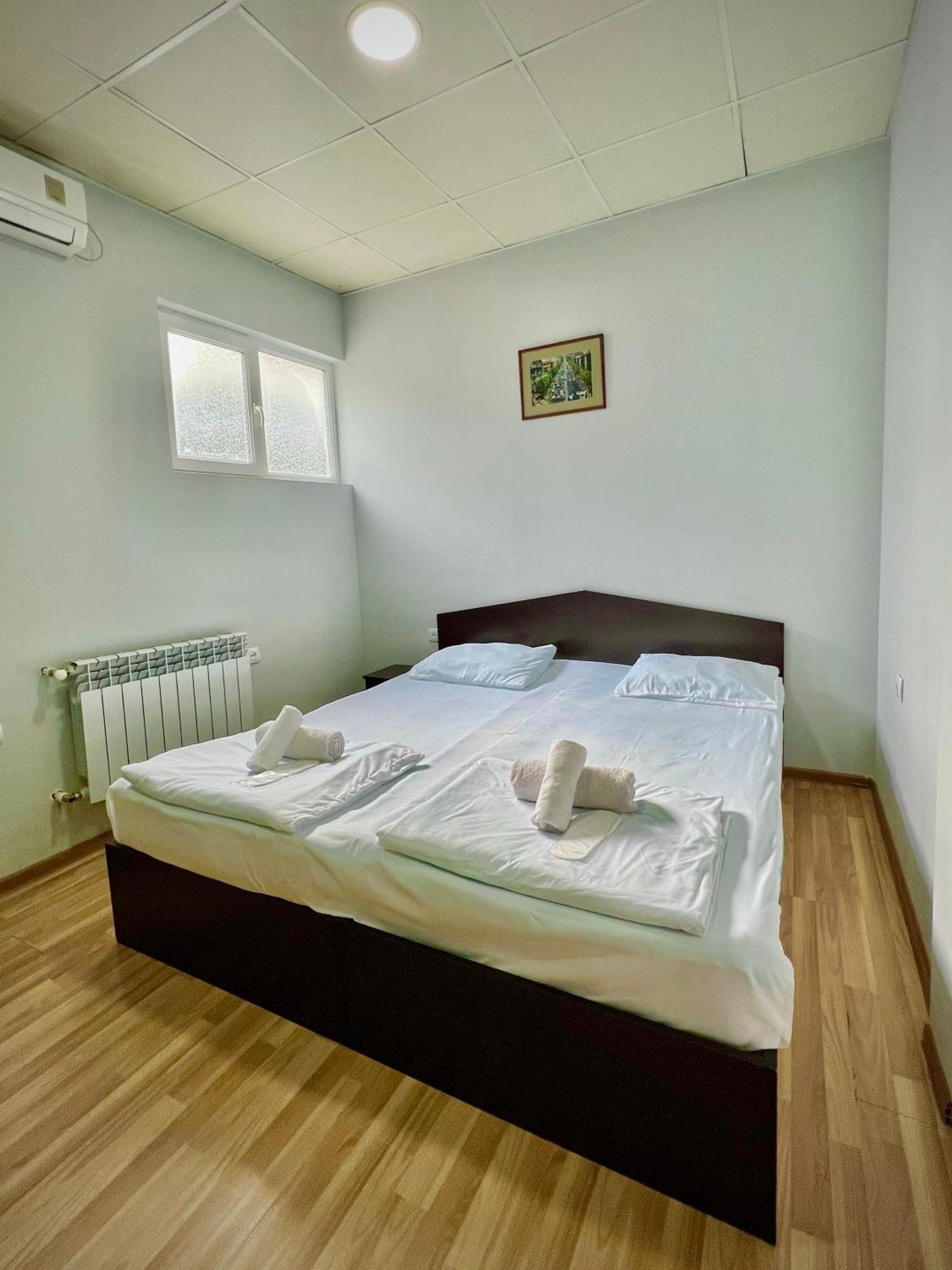 Domino Yerevan Hostel And Hotel 외부 사진