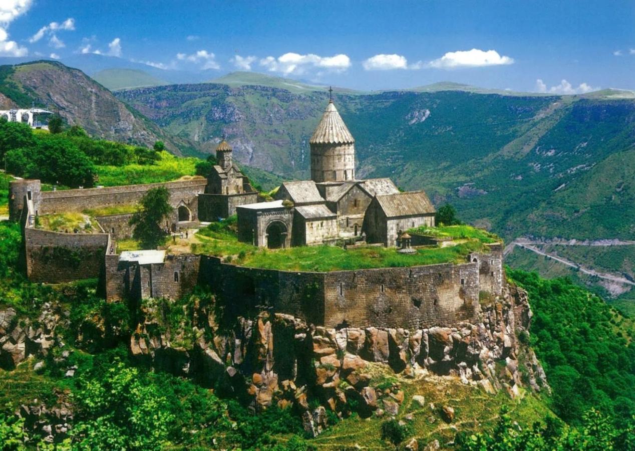 Domino Yerevan Hostel And Hotel 외부 사진